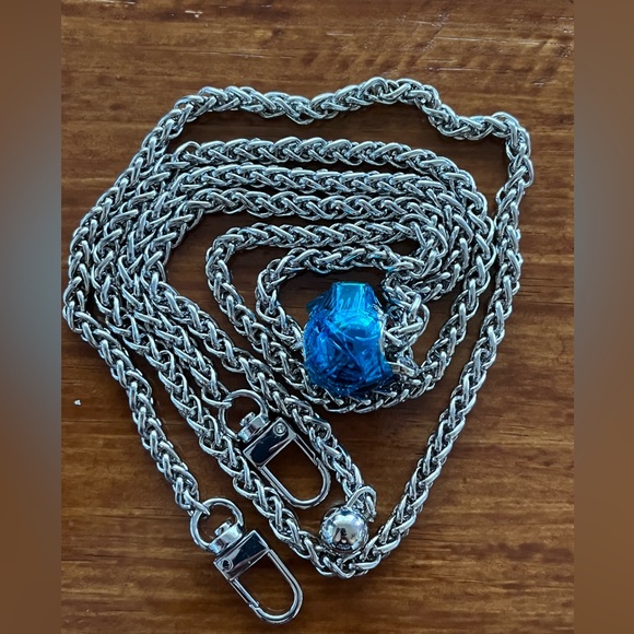 New Adjustable Purse/Wallet Chain in Silver or replacement - Picture 6 of 11